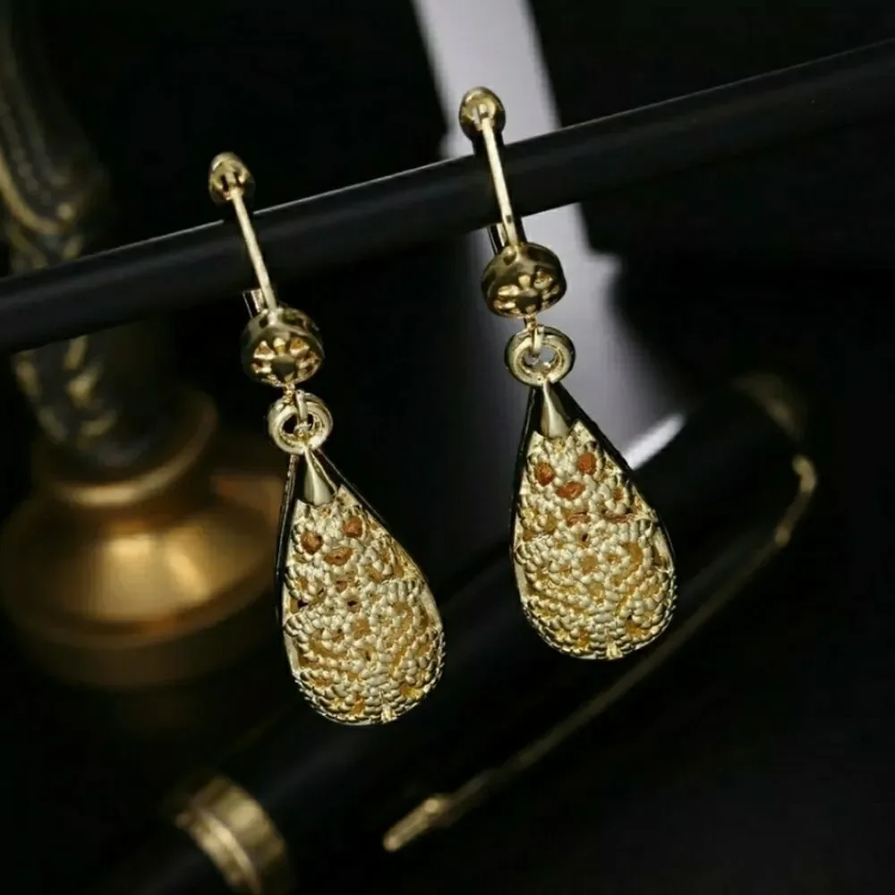 Gold Vintage Earrings - Picture 1 of 5